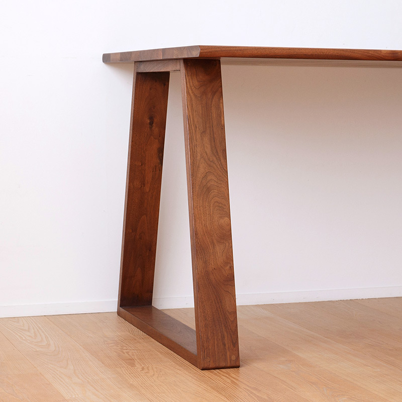 端材を使ったモザイクダイニングテーブル