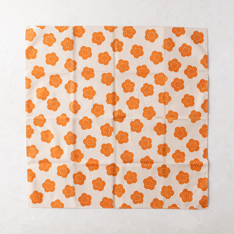 たべもの風呂敷(梅にんじん)