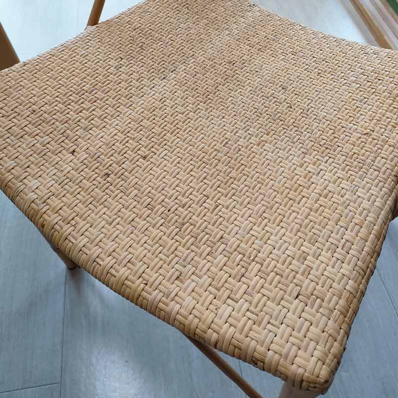 軽くて使いやすい籐の椅子 ラタンランドチェア