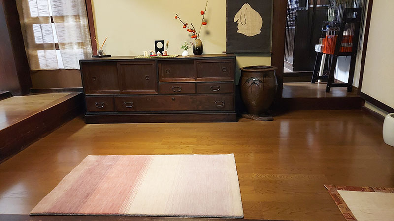 [ハグみじゅうたん®] てざわりハーモニーシリーズ 天然ウールを手仕事で織り上げたカラフル風水玄関マット / アムレット (パープル) / ER6302E