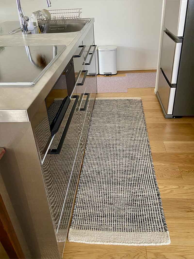 Plant（プラント）シリーズ おしゃれな天然素材のキッチンマット モノトーン / リバーシブルウールマット(薄手） [プラント グラデーション スリム / WN863S]