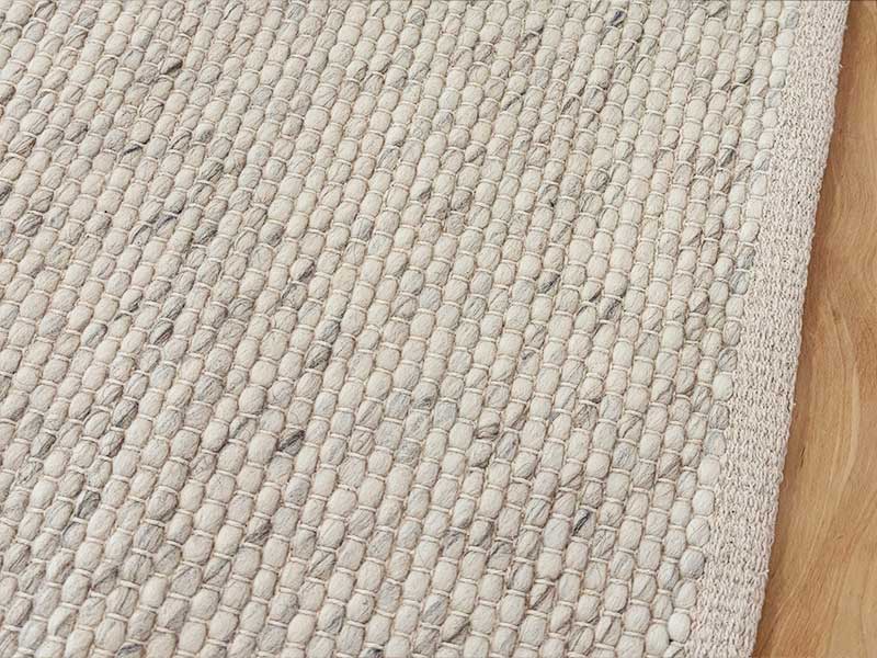 Blend（ブレンド）シリーズ アイボリーの天然素材ウールラグ / リバーシブルの薄手ウール絨毯 [ブレンドW アイボリー / J2109VR]